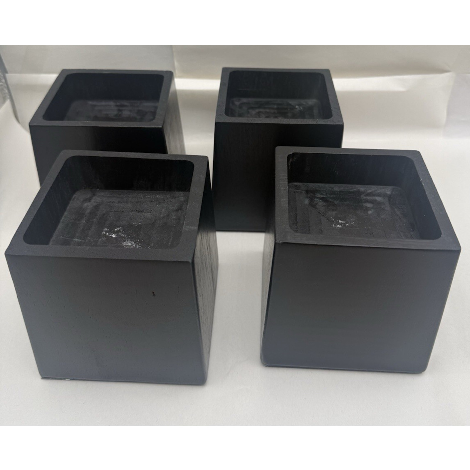 Bed Risers Heavy Duty, Support 2200 lbs, 1-in Deep Anti-Fall Edge, 4 Pack *READ