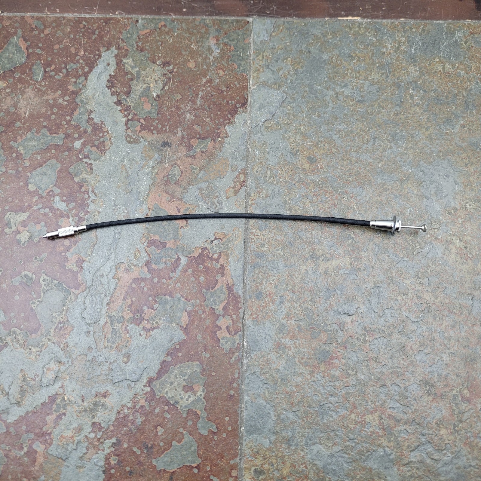 Nikon AR-3 Threaded Cable Release Read