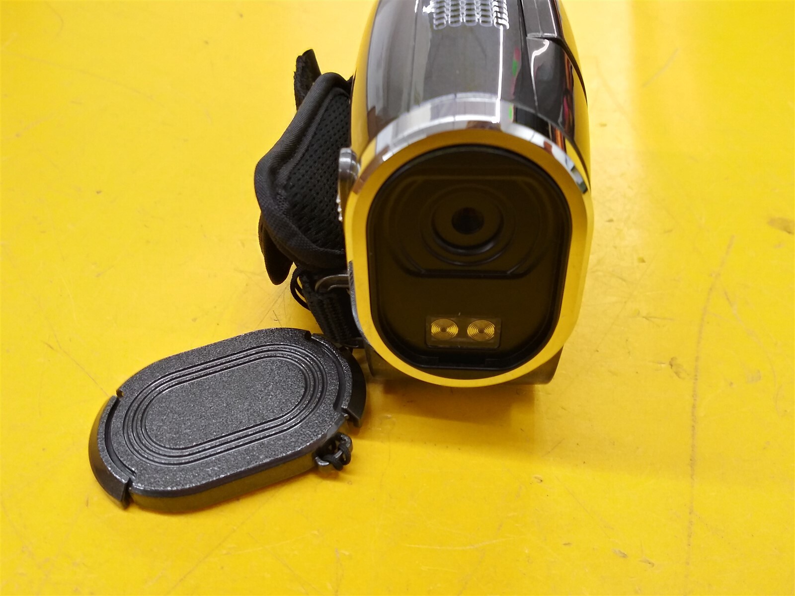 ⭐️⭐️⭐️⭐️⭐️ Vivitar DVR 945HD Digital Handheld Video Camcorder Black w Case