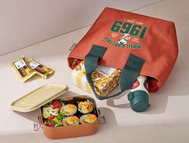 Lock & Lock x Peanuts Snoopy Tote Cooler Bag 7L