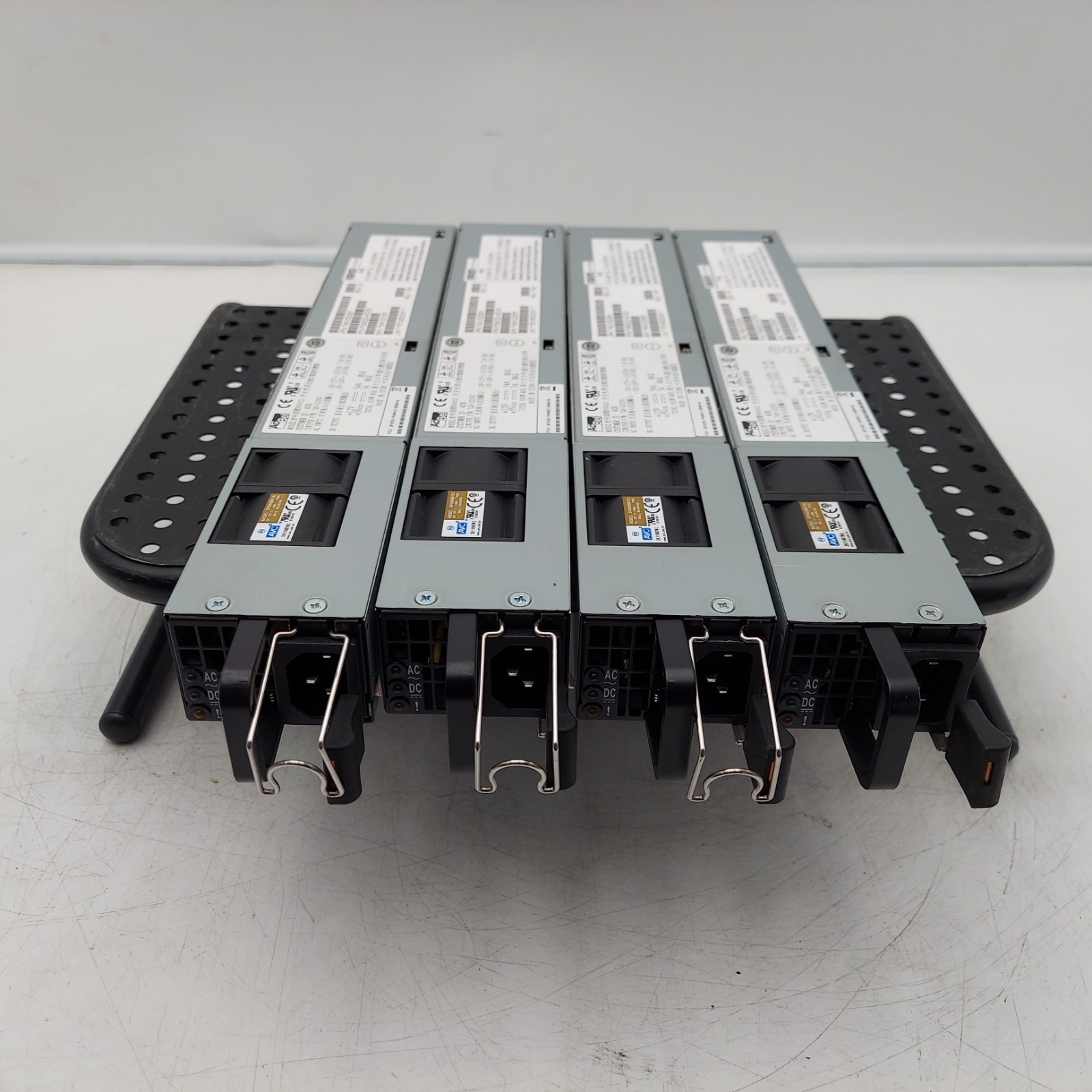 LOT OF 4 AcBel FS9022 Juniper JPSU 650W 650W Power Supply