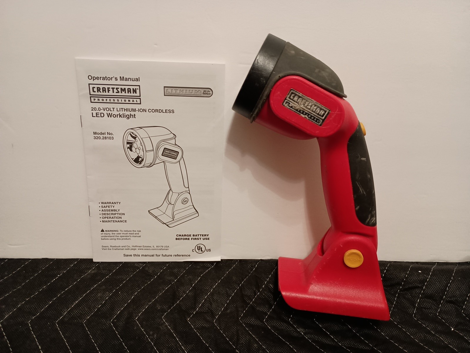 Craftsman Professional 20v Li LED Worklight 320.28103 With Manual Works Red