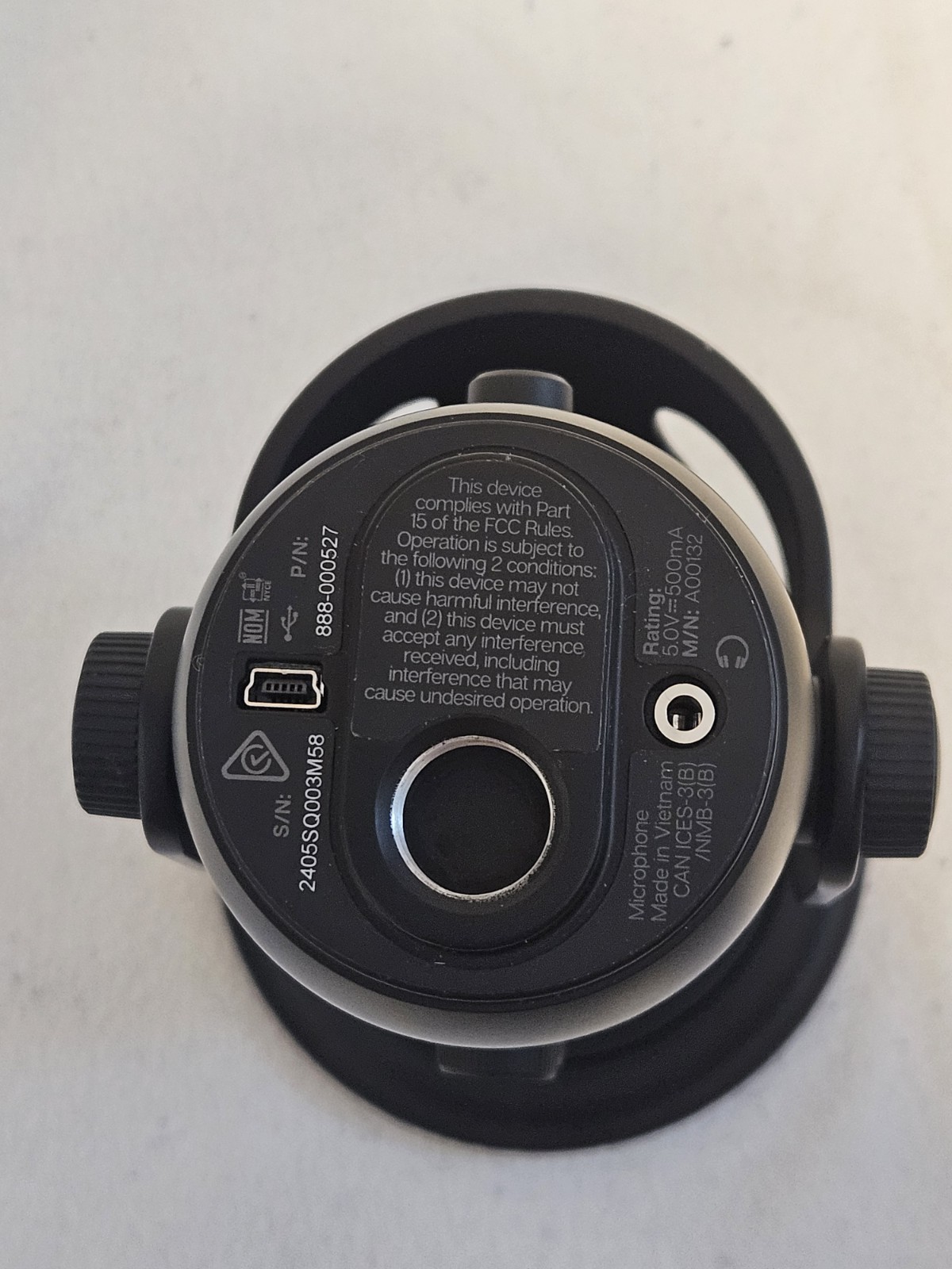 Blue Yeti USB Condenser Microphone Black 888-000527