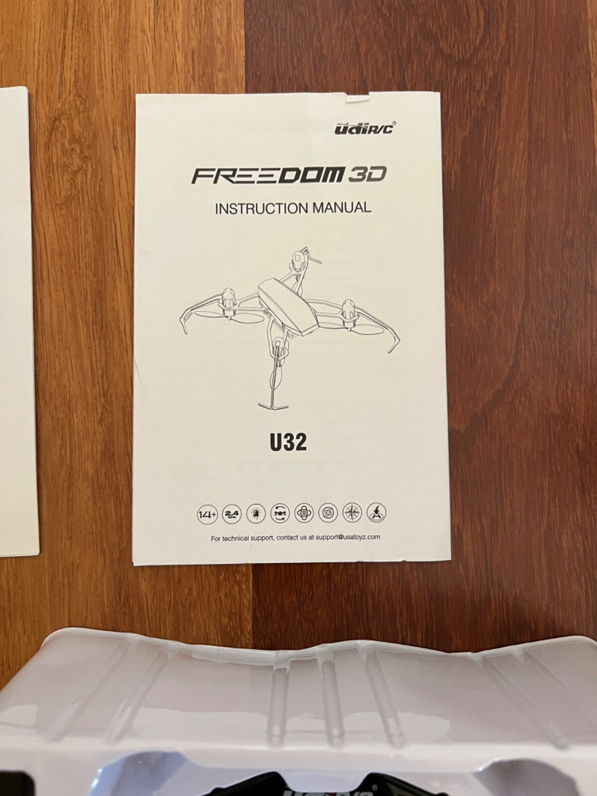 Udi R/C Freedom 3D U32 Quadcopter Mini Drone