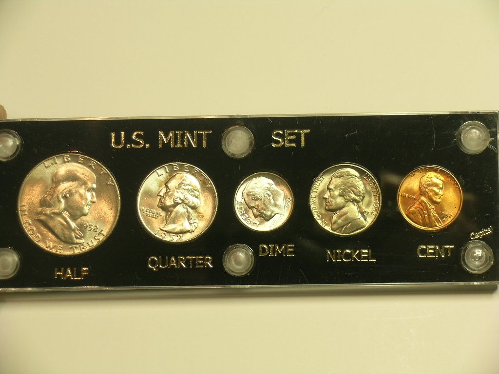 1952-D Brilliant Uncirculated Coin Denver Set  -  Capital Holder