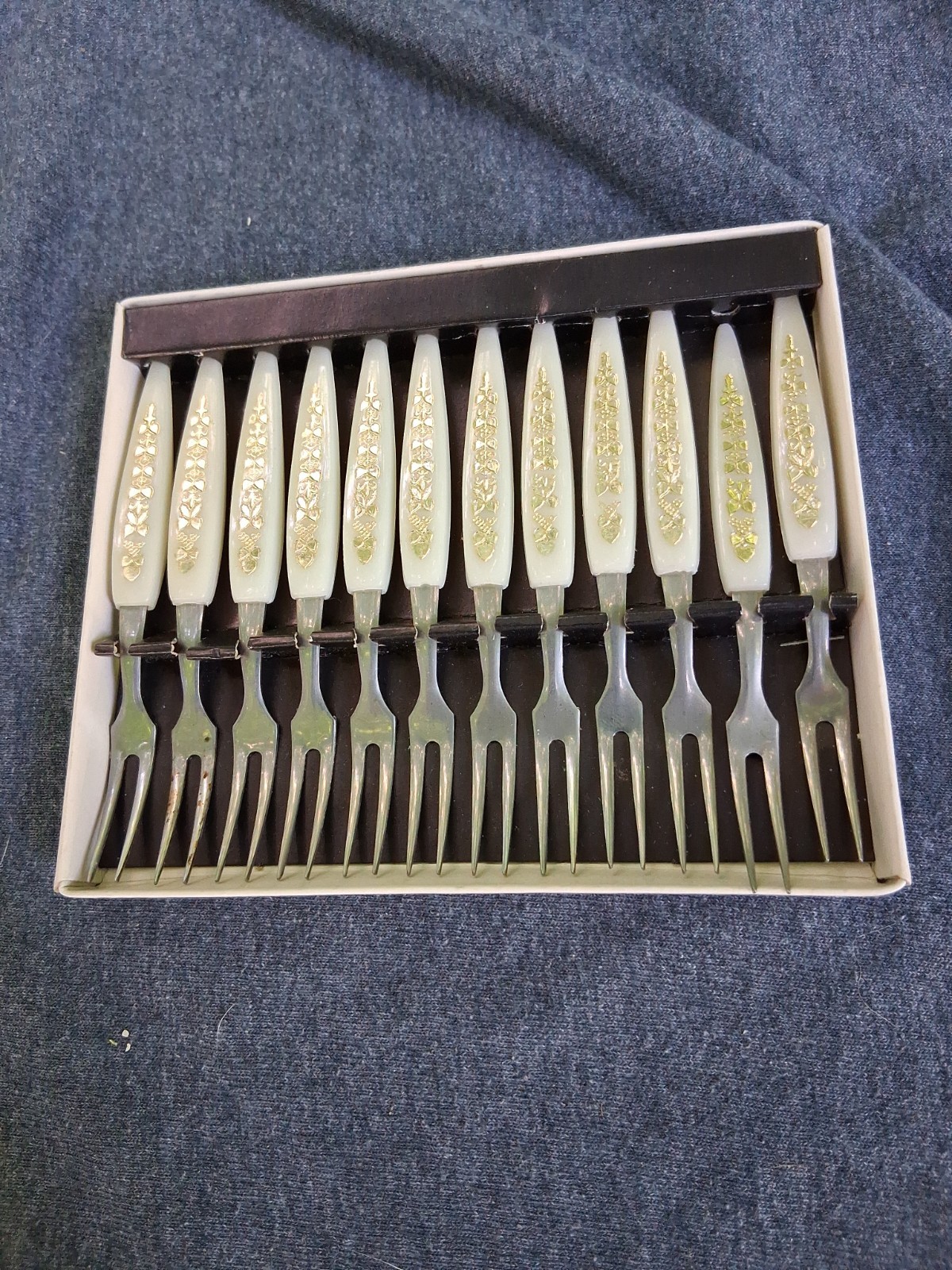 12 Stainless Steel Mini Forts Retro