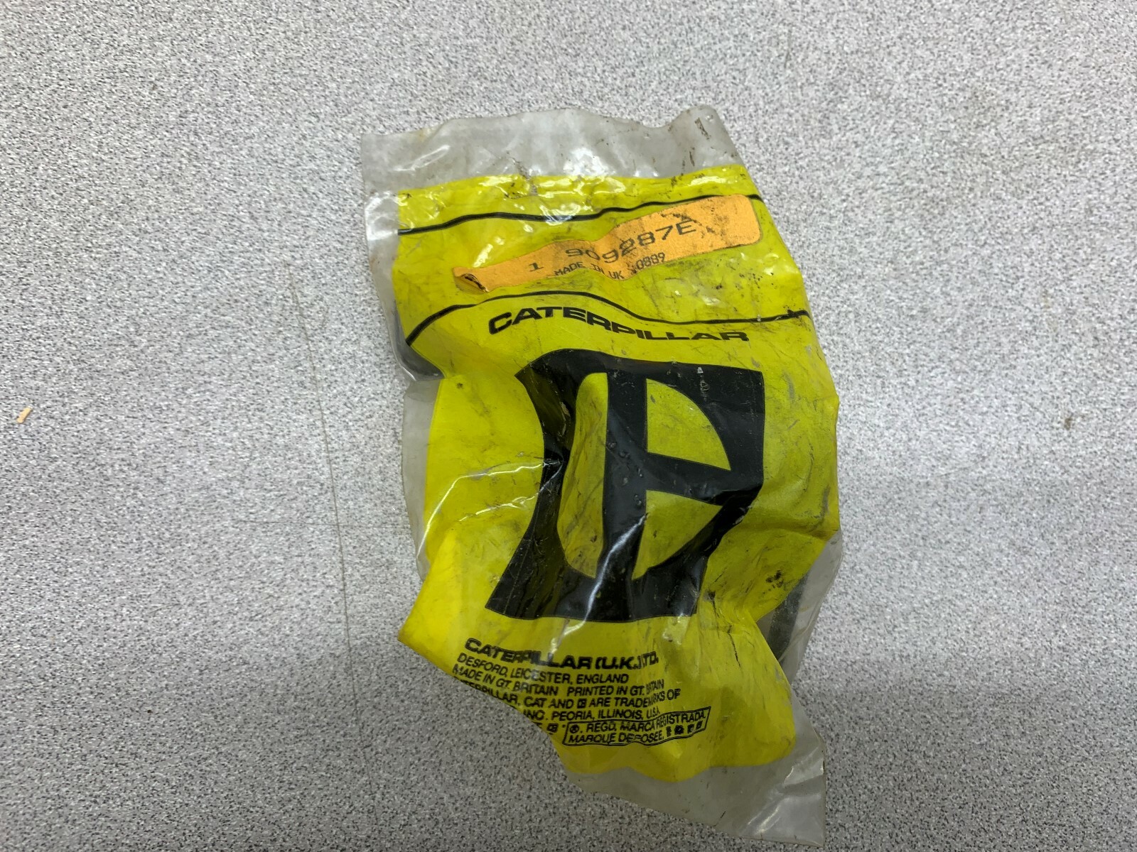NEW NO BOX CATERPILLAR SPRING 909287E