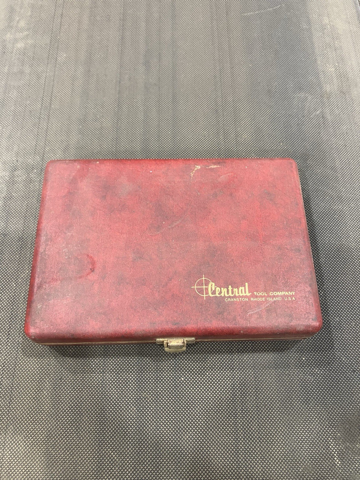 Central Dial Indicator Set w/ Case & Accessories - Dial Indicator Type