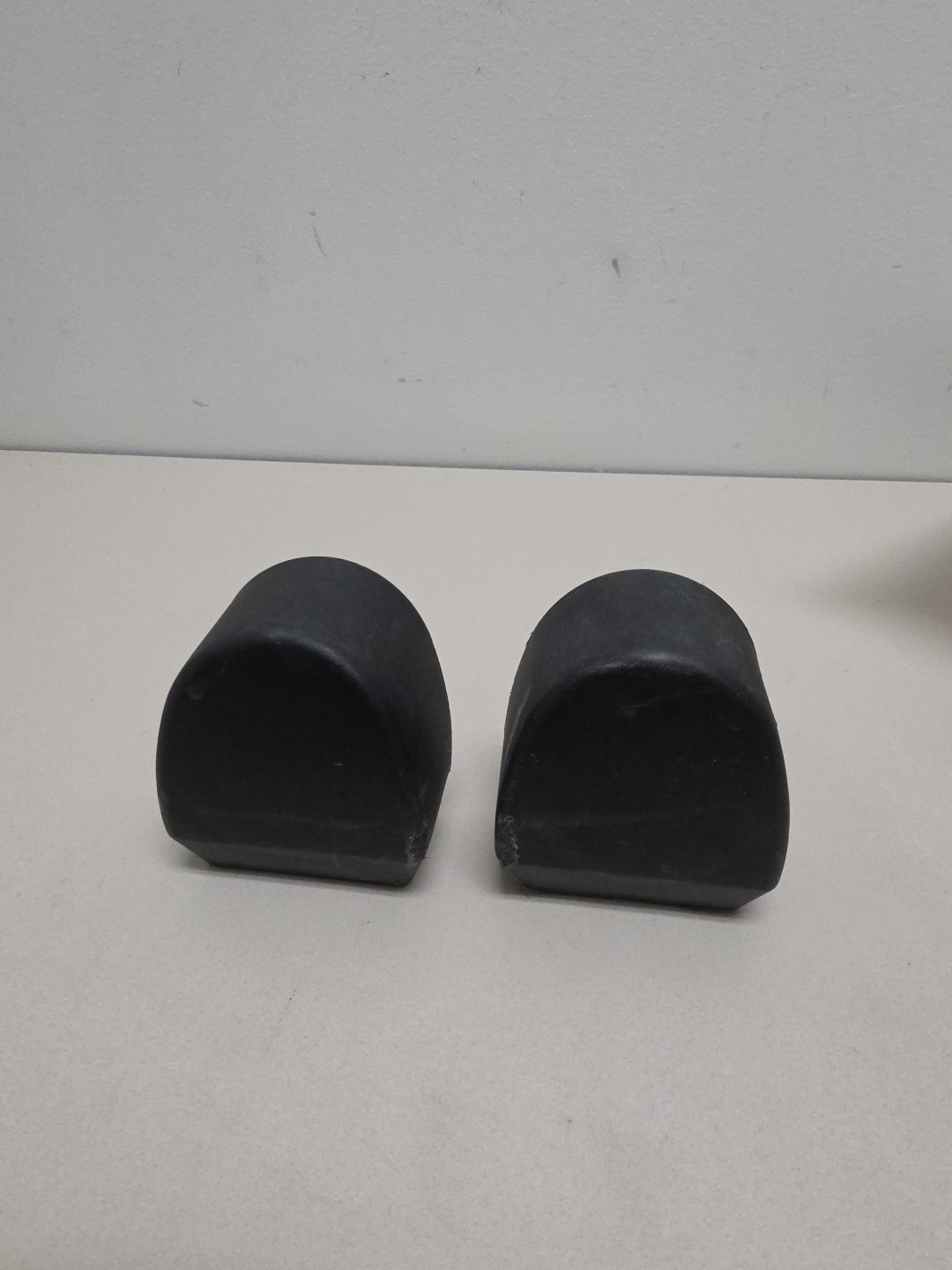 Proform Hybrid Trainer PFEL03812.3 End Caps (201A)