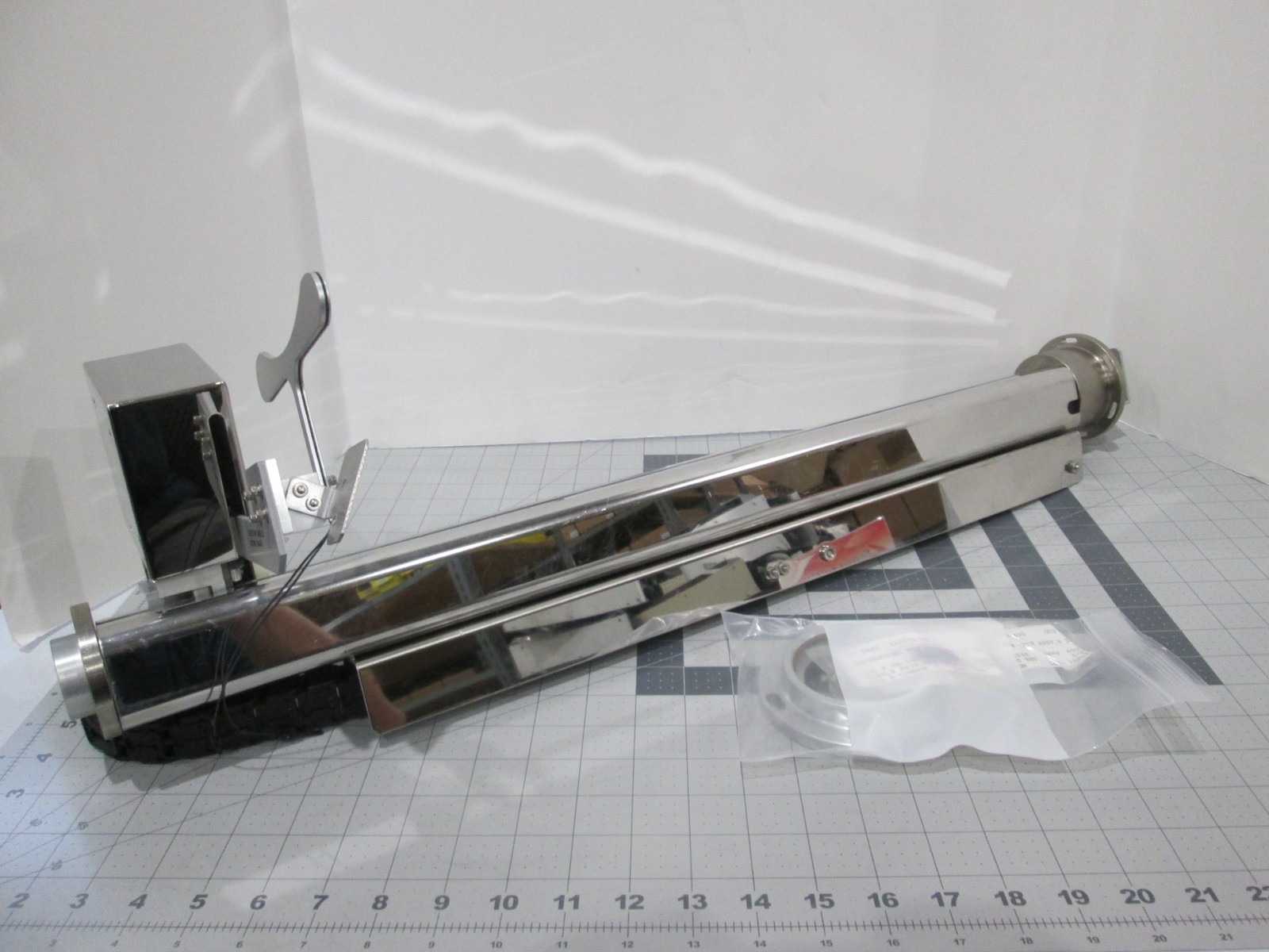 SVG Thermco, 605460-04, 8" Wafer Centering Assy, New