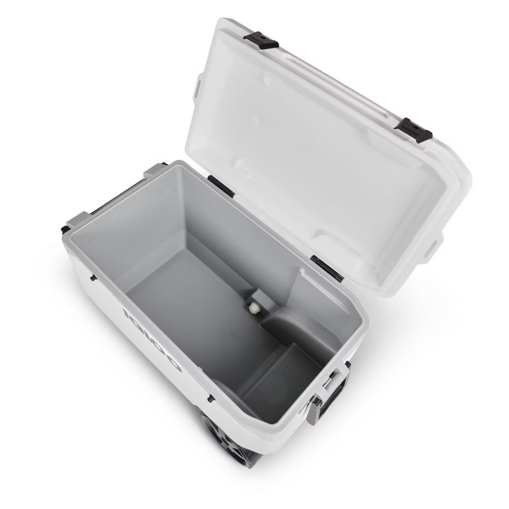 Igloo Latitude 90 Quart Rolling Cooler White - 137 Can Capacity Wheel