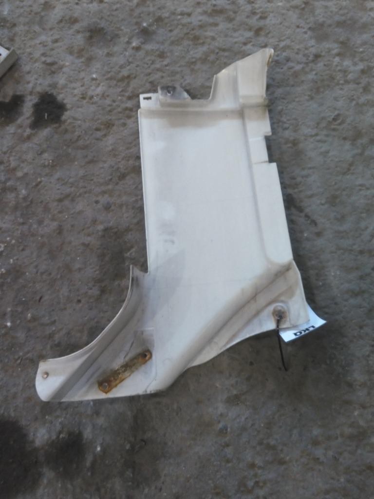 For 2005 FREIGHTLINER COLUMBIA 120 COWL Left , MN