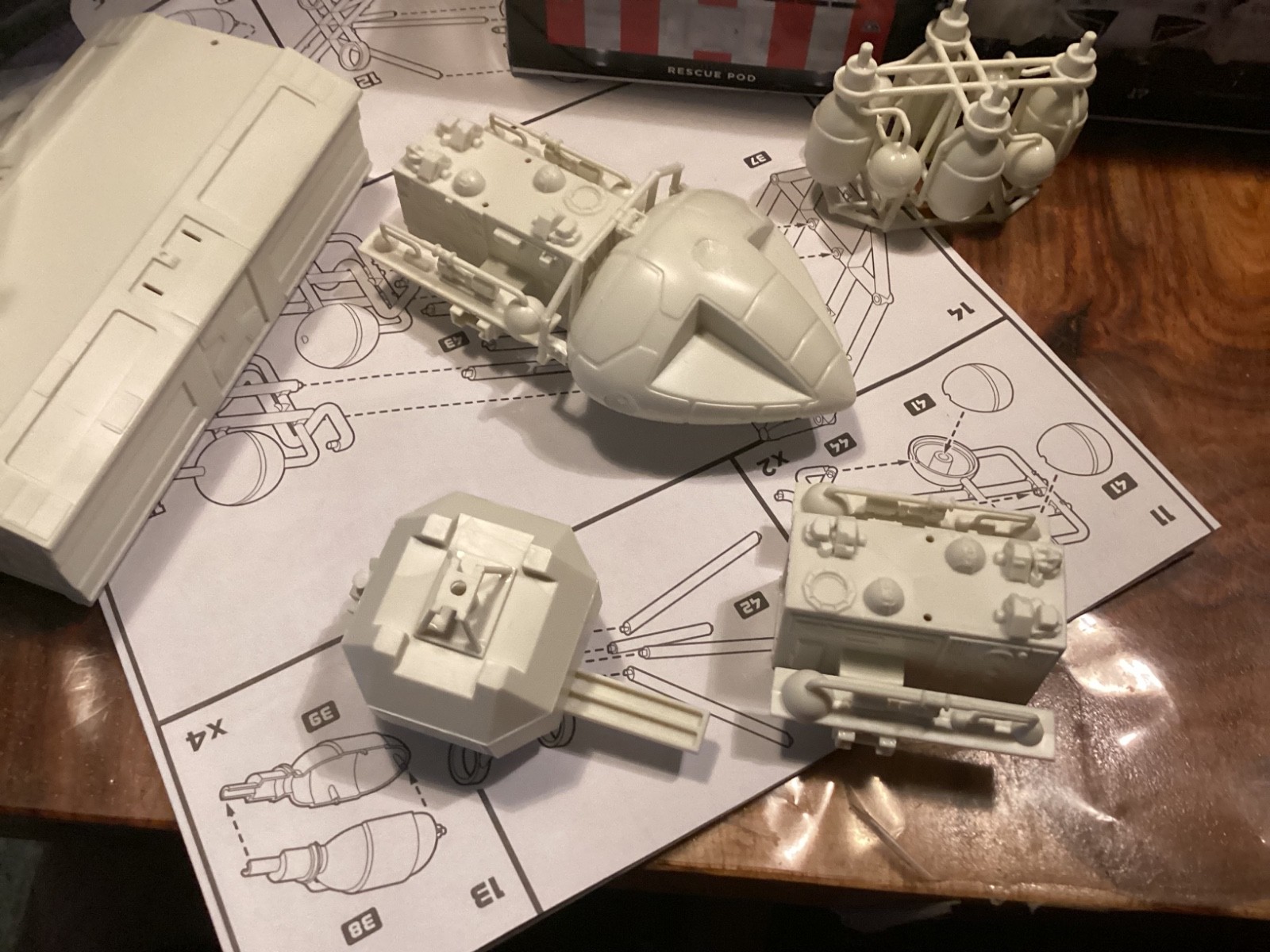 MPC Space:1999 Eagle Transporter 1:72 Scale (14" Long) Space Ship Replica Model