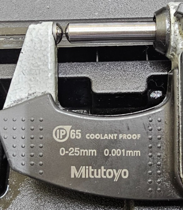 Mitutoyo 395-351-30 Electronic Spherical Face Micrometer