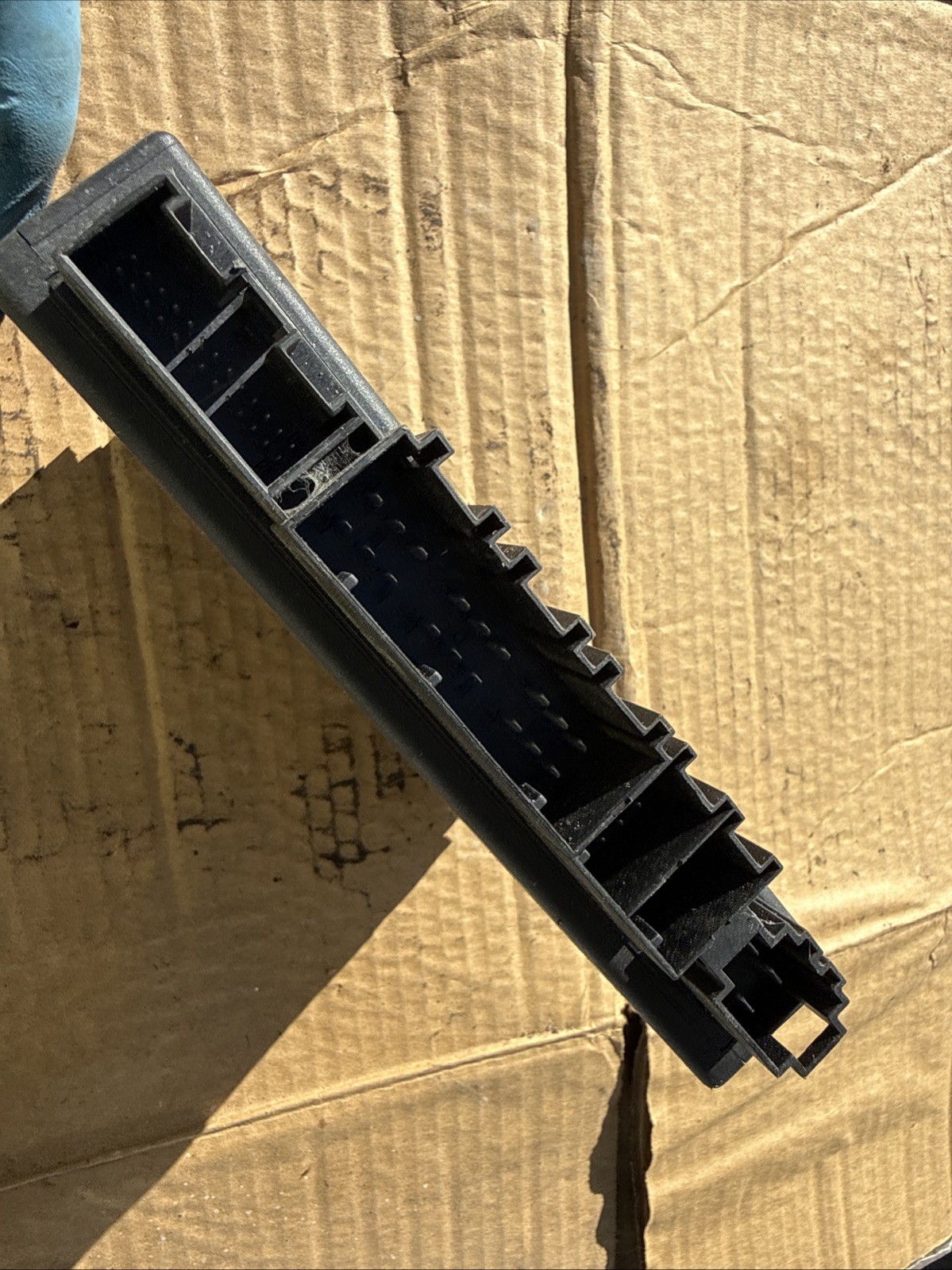 2004-2006 VW PHAETON Front Right SEAT / Backrest Control Module 3D0959759B V23