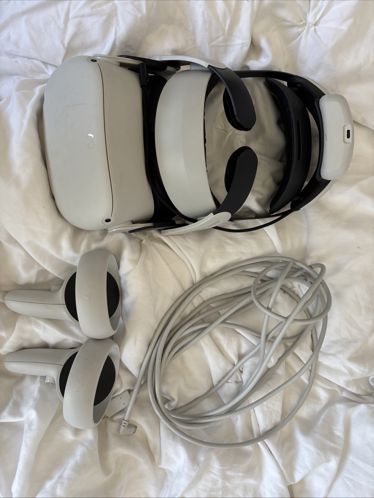 Meta quest 2 Headset BOBOVR Head strap With Controllers Charger And Power Bank