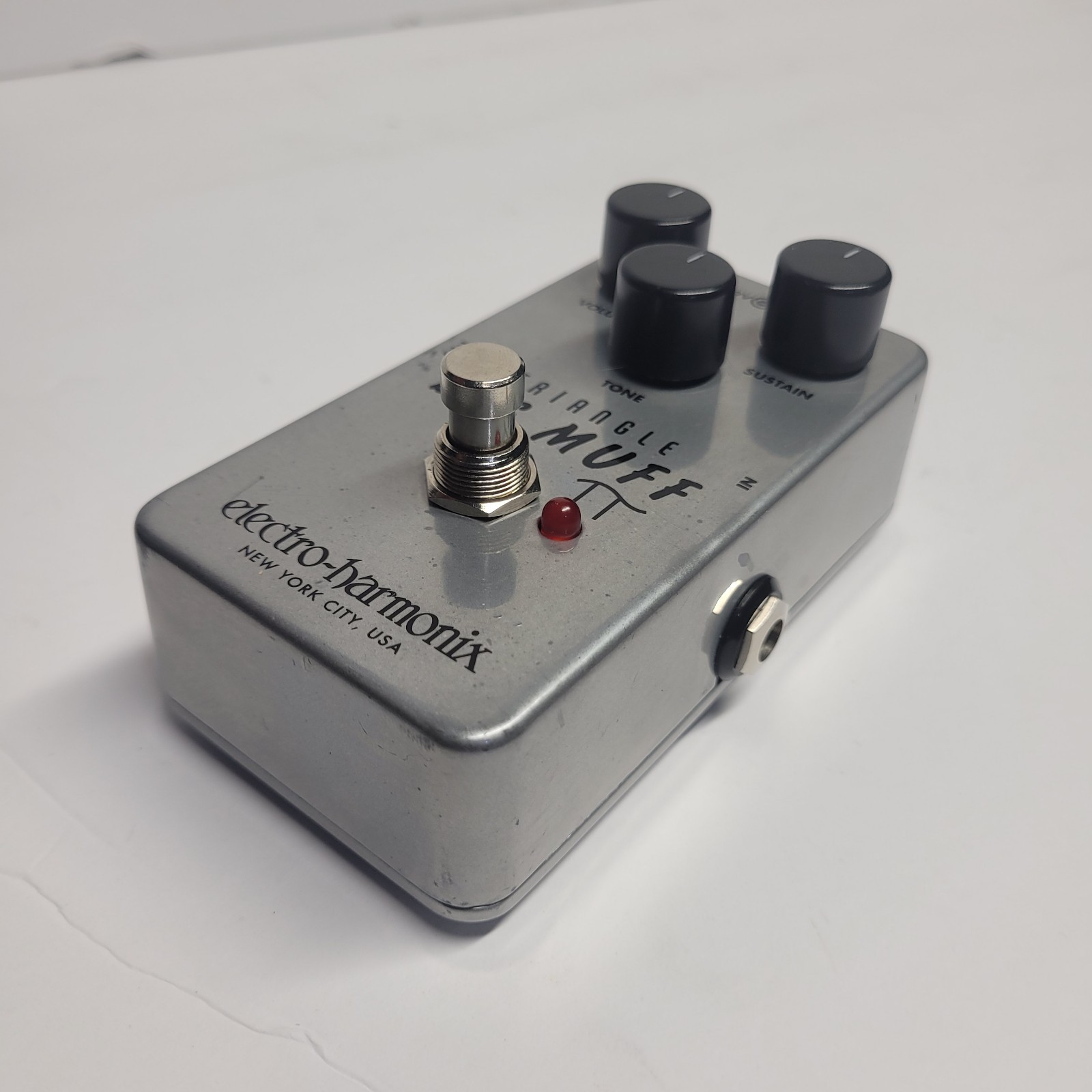 Electro-Harmonix Triangle Big Muff Pie Fuzz Pedal