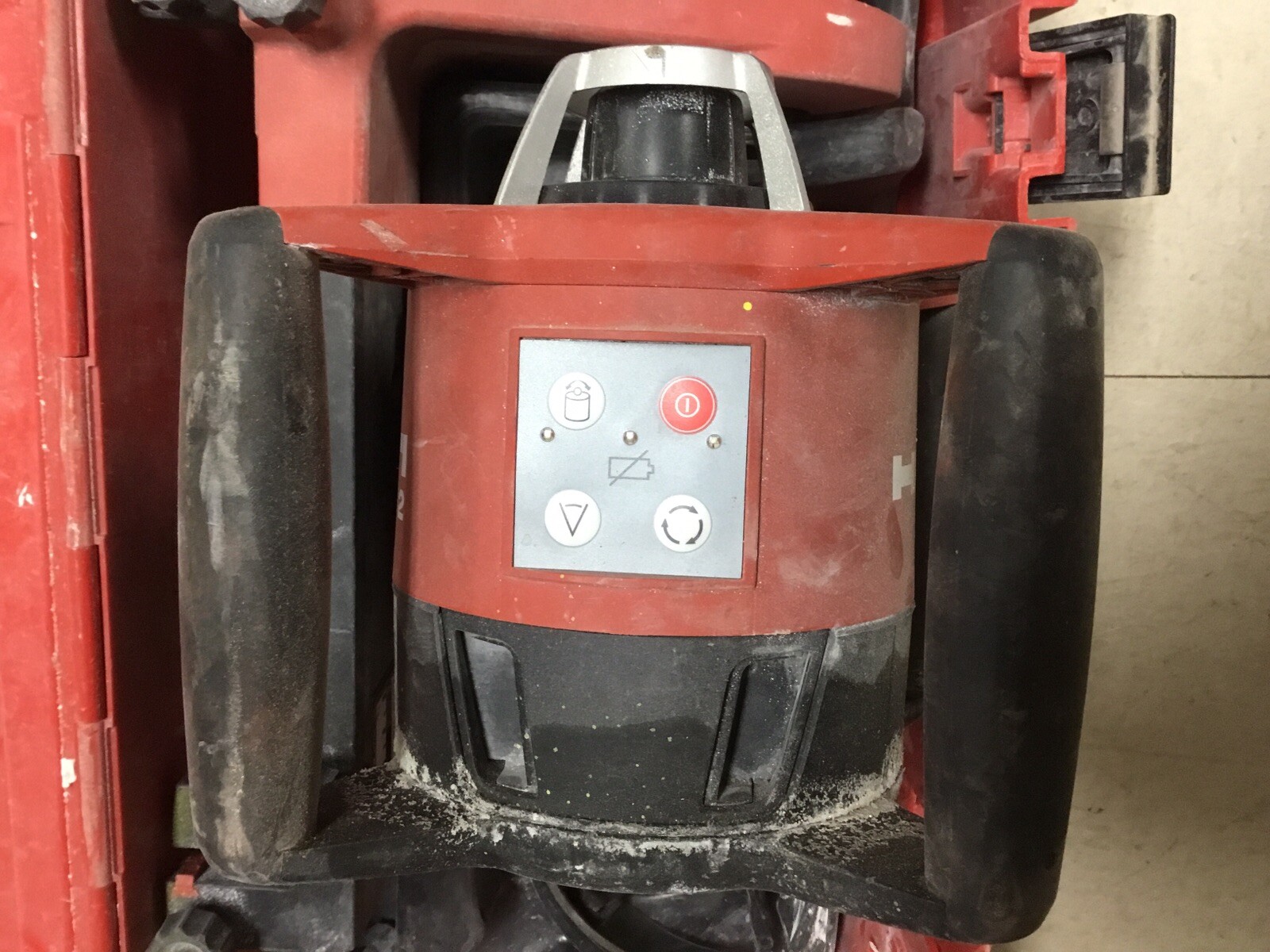 Hilti Pri2 W/wall Mount + Case *READ*
