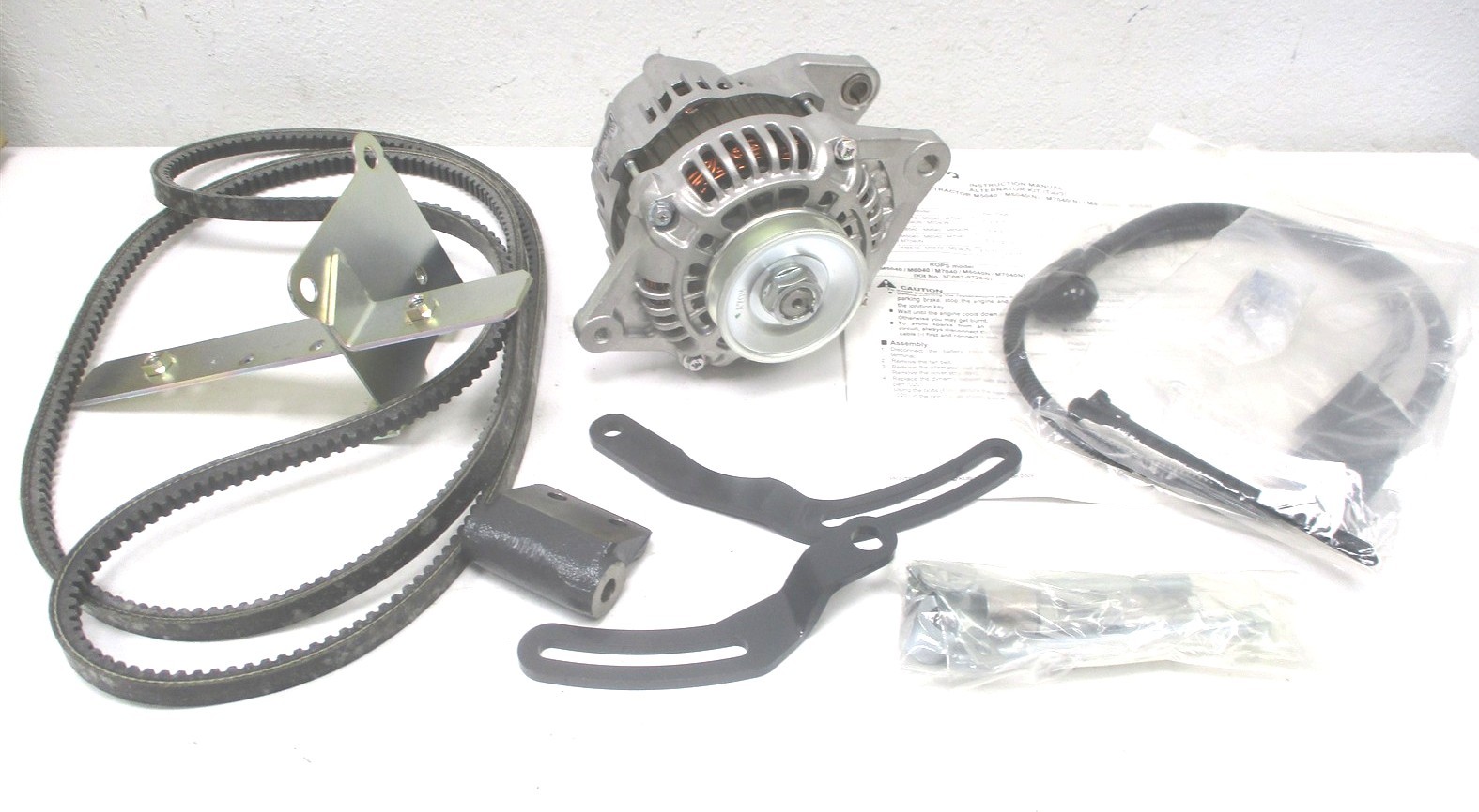 3C582-97200 GENUINE KUBOTA ALTERNATOR KIT M5040 M6040 M7040, M8540 3R600-64010