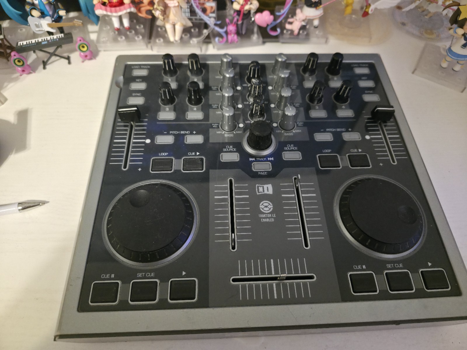 Numark Total Control Dj Double Mixing Deck (MISSING 3 SLIDERS)