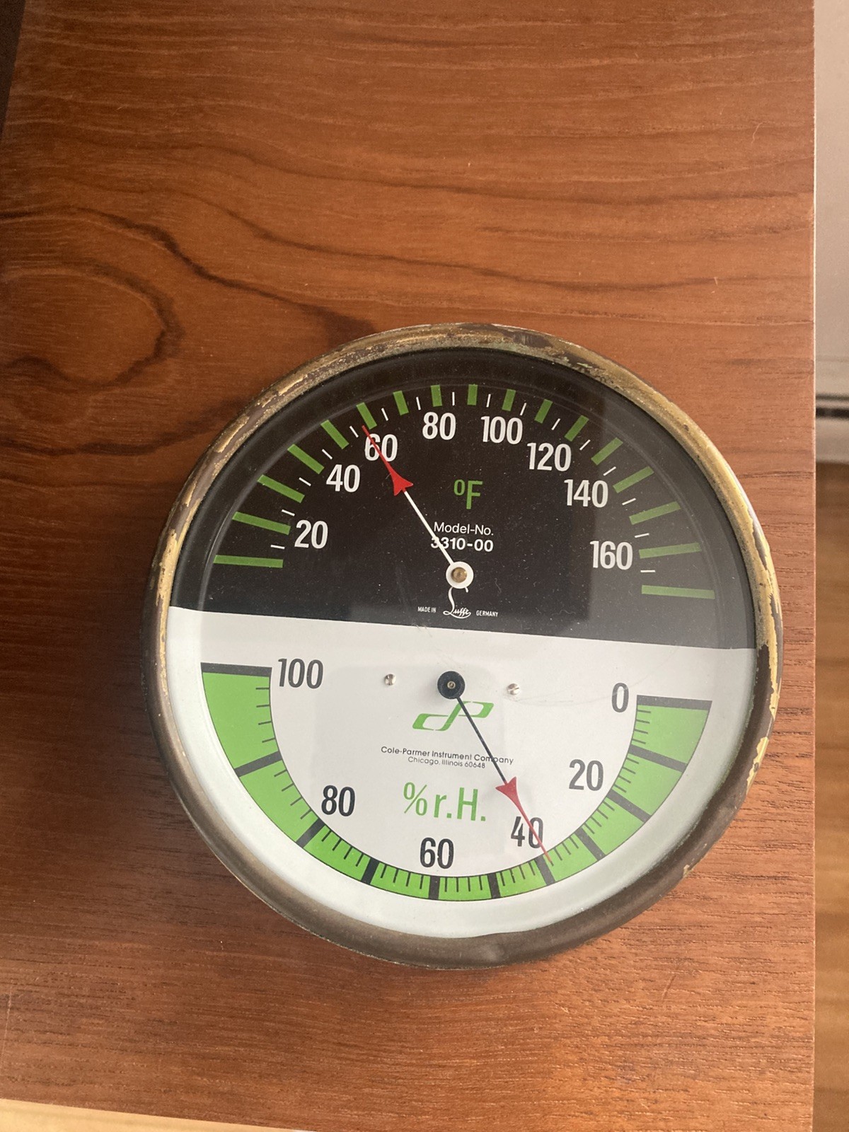 Cole-Palmer Brass Humidity & Temperature Gage Model 3310-00 5''