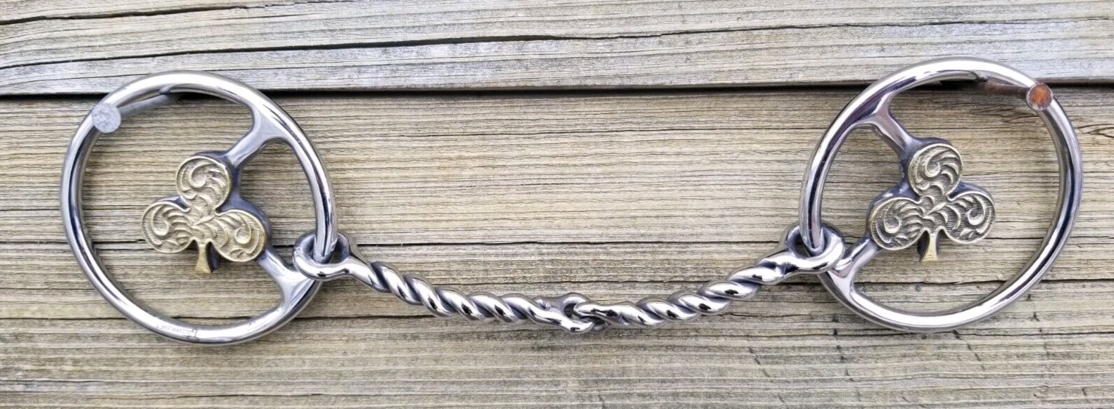Cloverleaf Twisted Locked O Ring Snaffle
