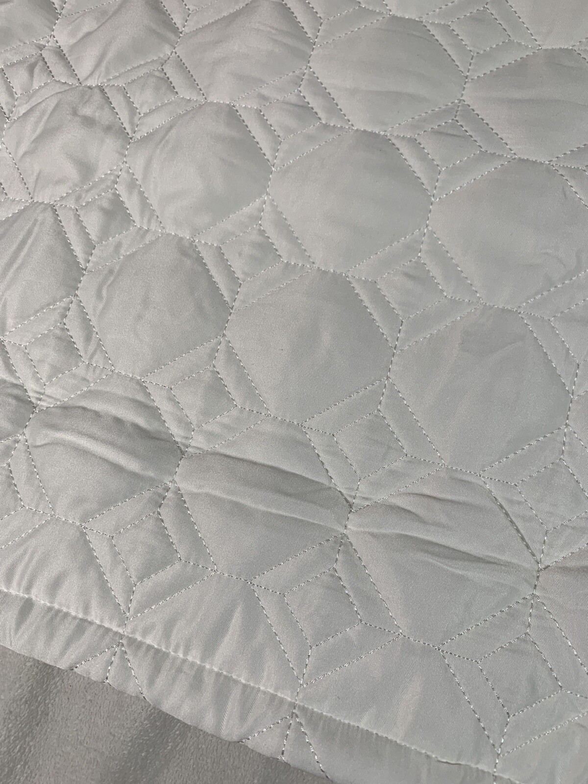 NEW $120 [ 1 Standard ] Quilted Pillow Sham for Hotel Collection Alabastar #119