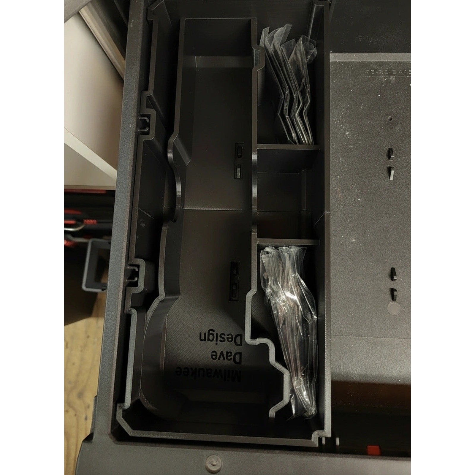 Milwaukee PACKOUT Drawer Insert – M12 Multitool Organizer (Insert Only) MD