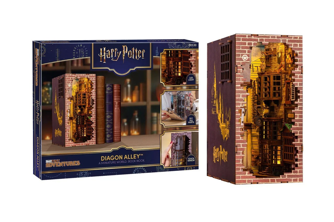 Revell 00530 Harry Potter - Diagon Alley Tiny Adventures Book Nooks