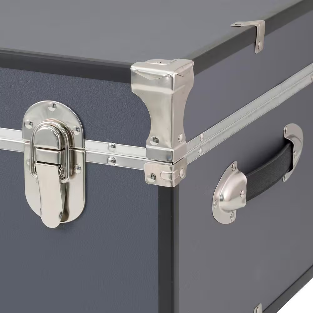 Seward Explorer 30 In. Trunk with Wheels & Lock, Gray