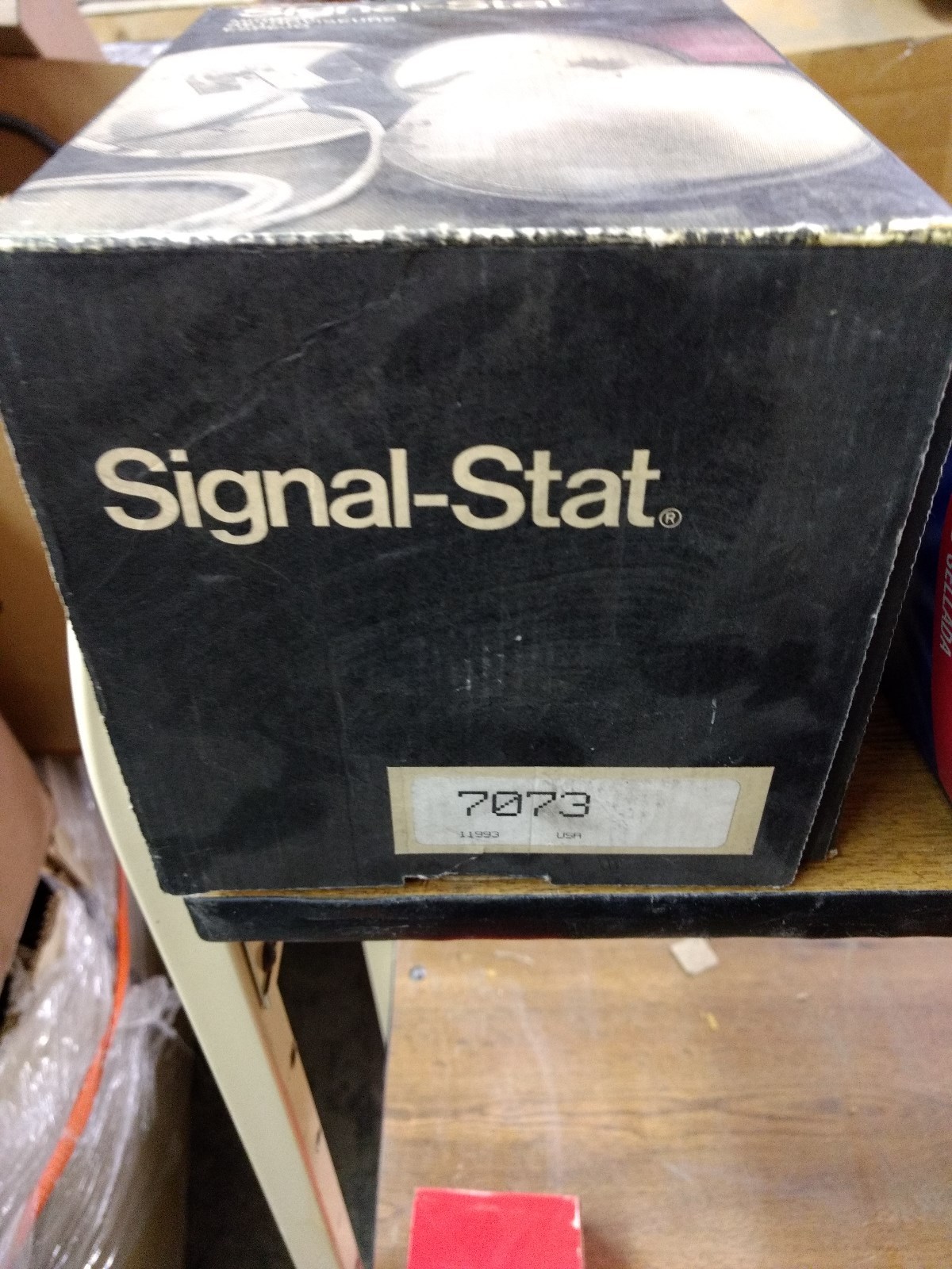 Signal Stat 7073 Round Mirror