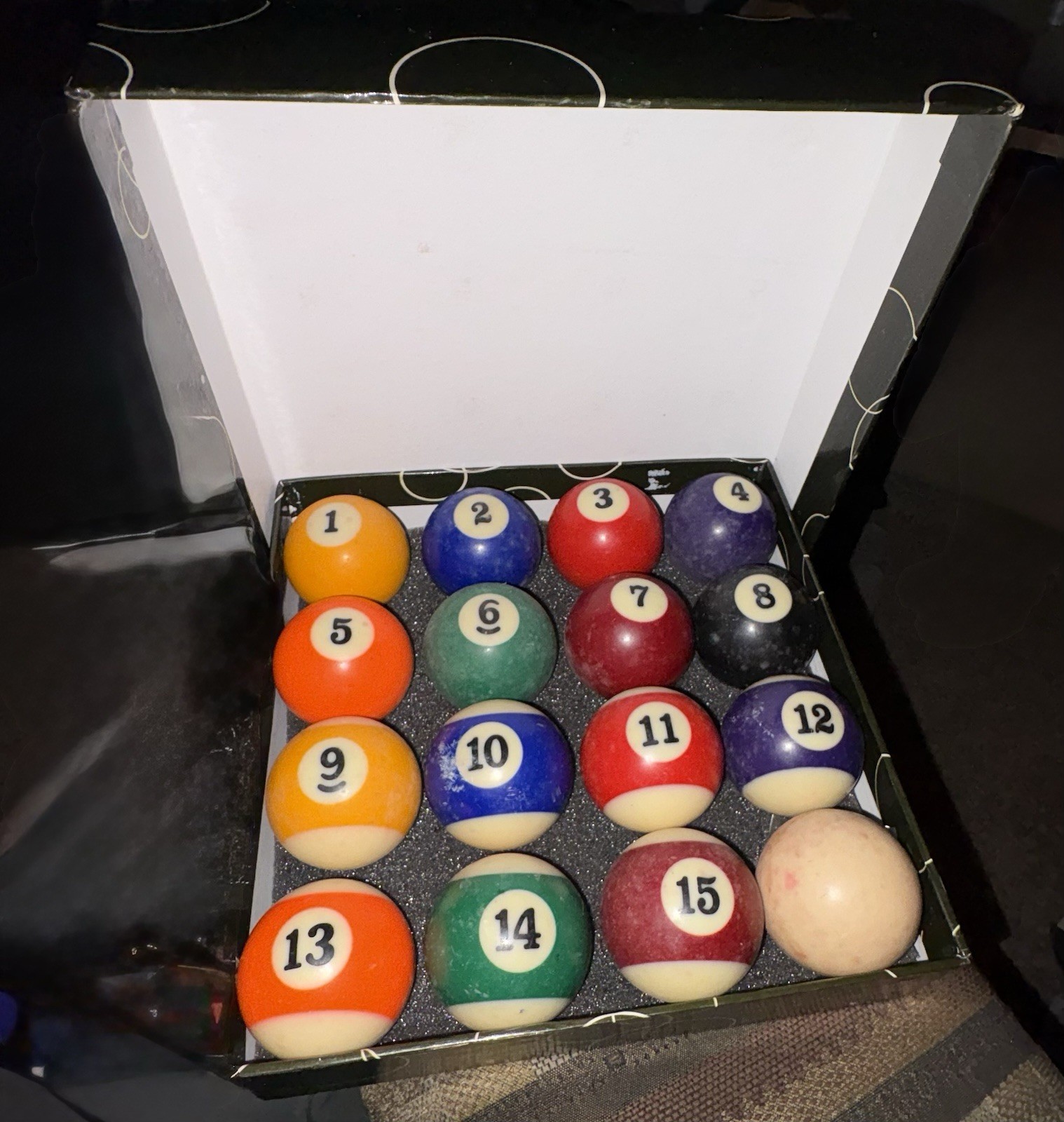 Vintage Billiard Balls Pool Ball Set  16 Bslls (2 Inch)