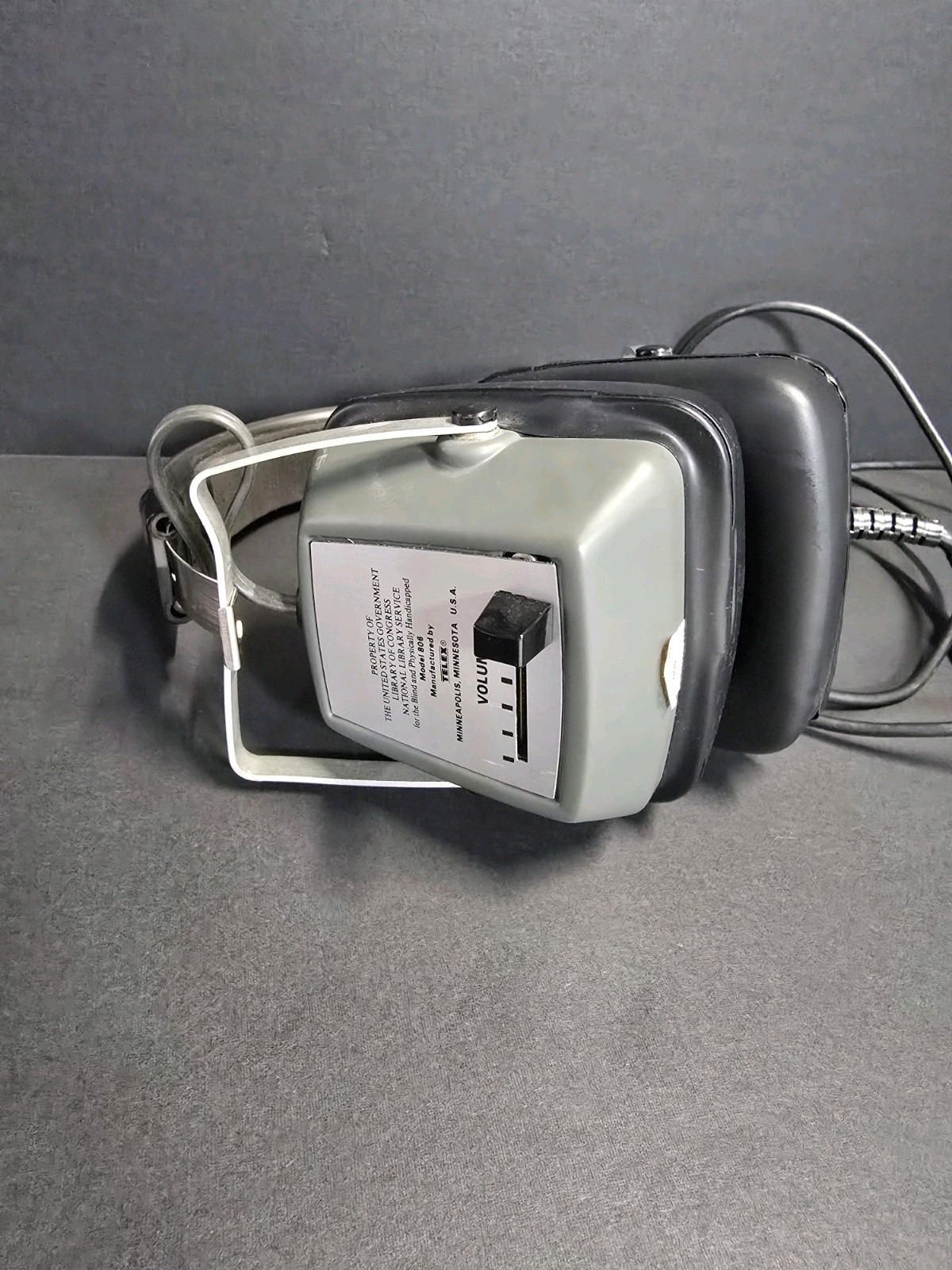Telex 806 Passive Lightweight Aviation Headphone set w/ volume controls. tested!