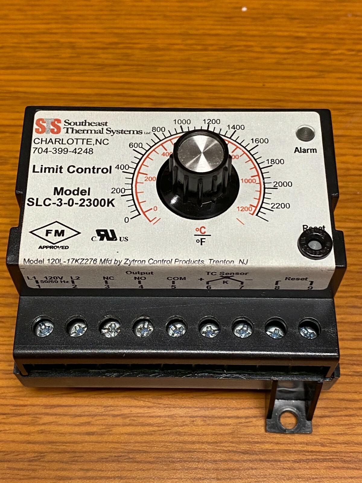 👀 NEW SOUTHEAST THERMAL SYSTEMS 0-2300°F TEMPERATURE CONTROLLER SLC-3-0-2300K