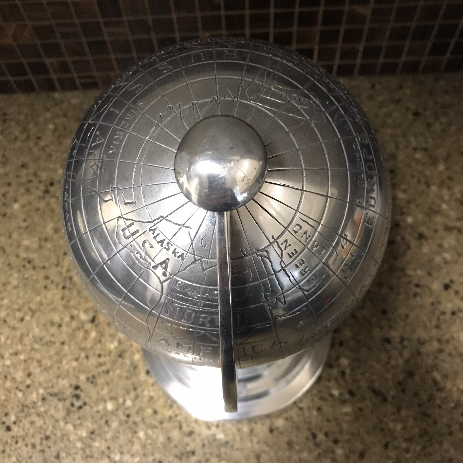 Metal (Aluminum?) Rotating World Globe Map Desktop Decor