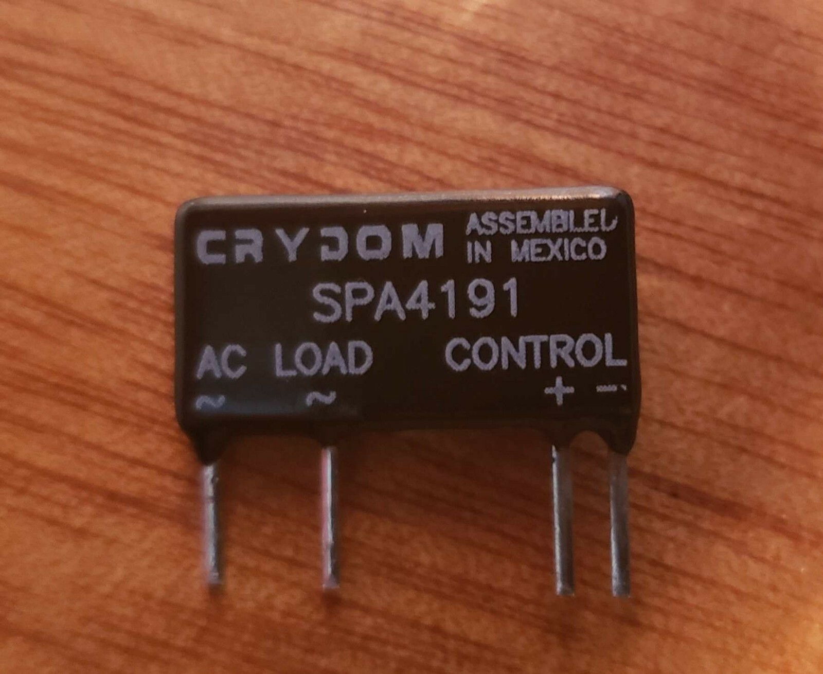 3pcs CRYDOM SPA4191 Solid State Relay SSR 1Amp  120 Vac  AC OUTPUT MINI-SIP