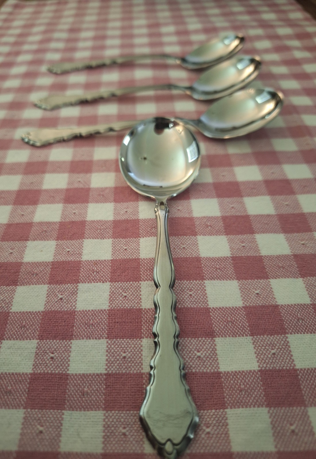 Set Of 4 Oneida Satinique Community Stainless Bouillon Spoons New