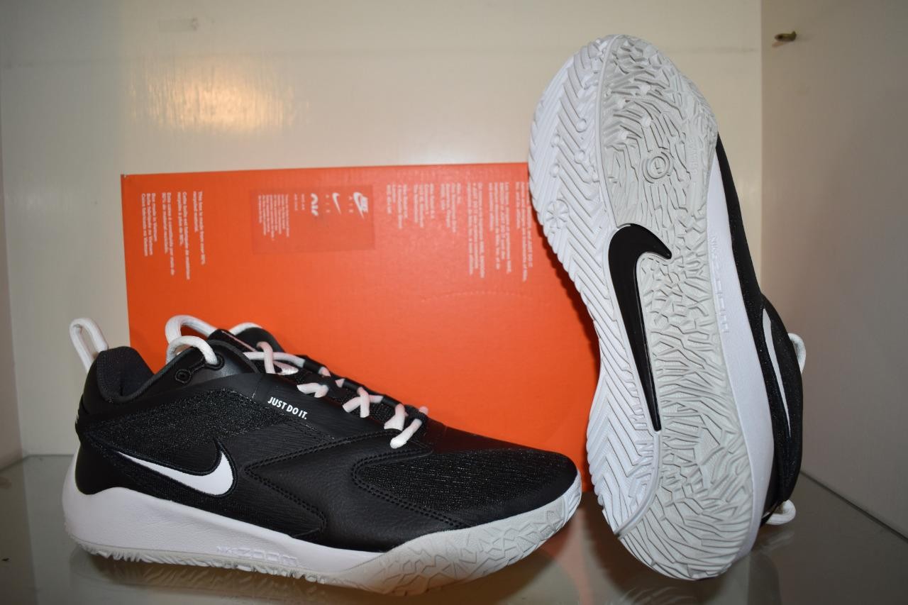 Nike Air Zoom Hyperace 3 Volleyball Shoes FQ7074 002 Black/White NIB