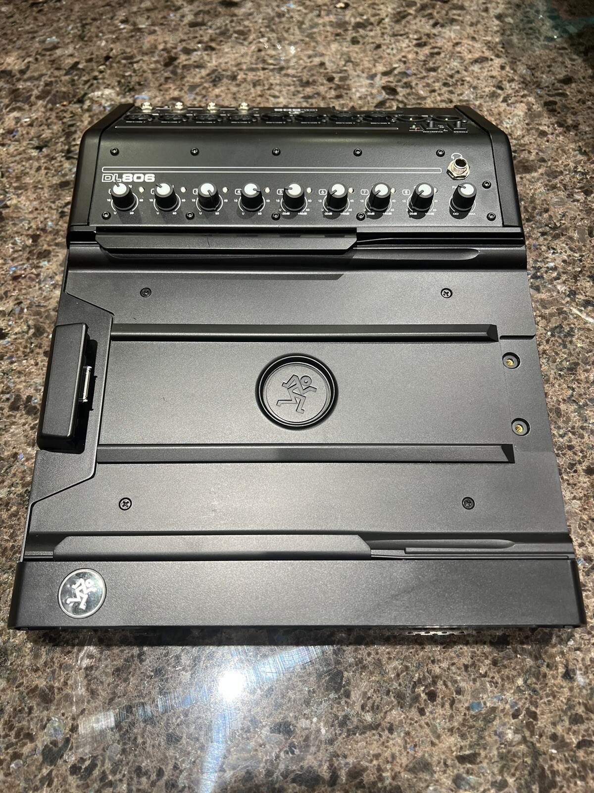 Mackie DL806 Digital Audio Mixer