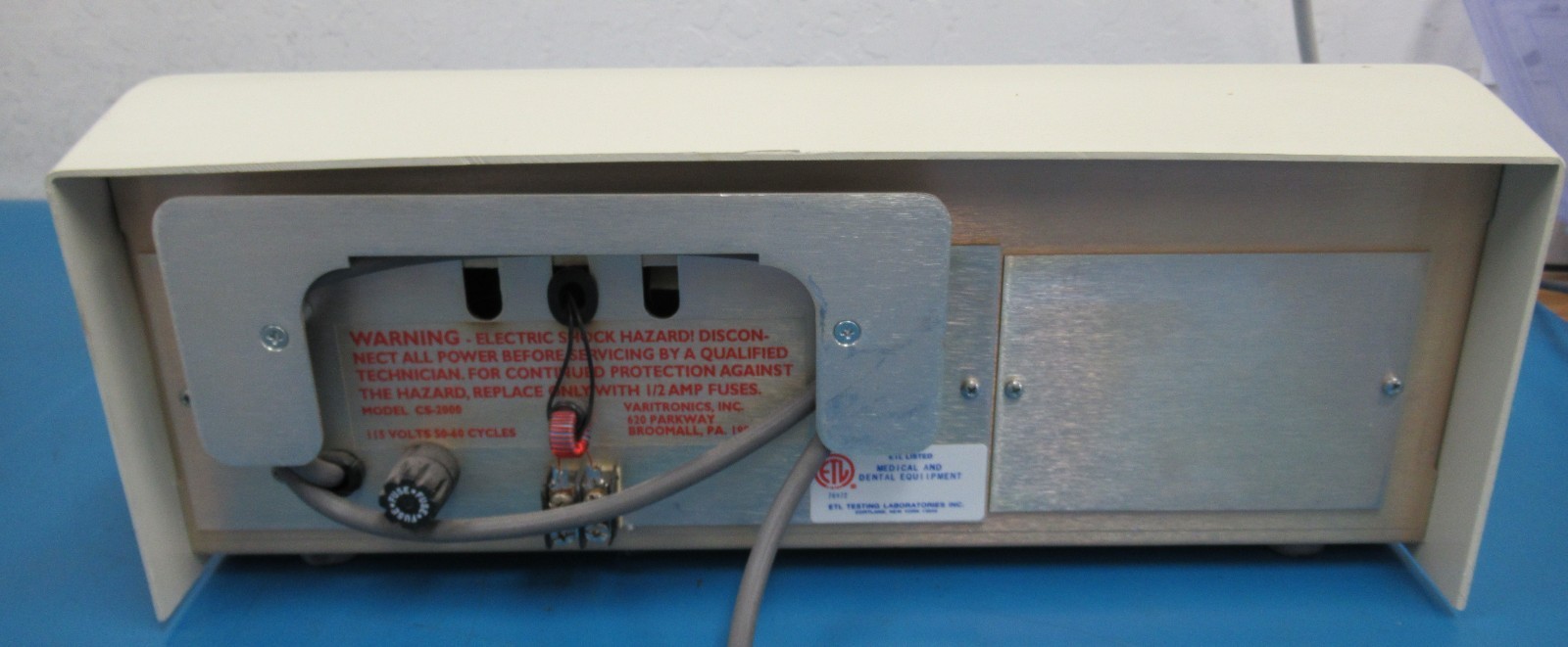 Varitronics CS-2000 CS2000 Light Signaling Interoffice Communication System