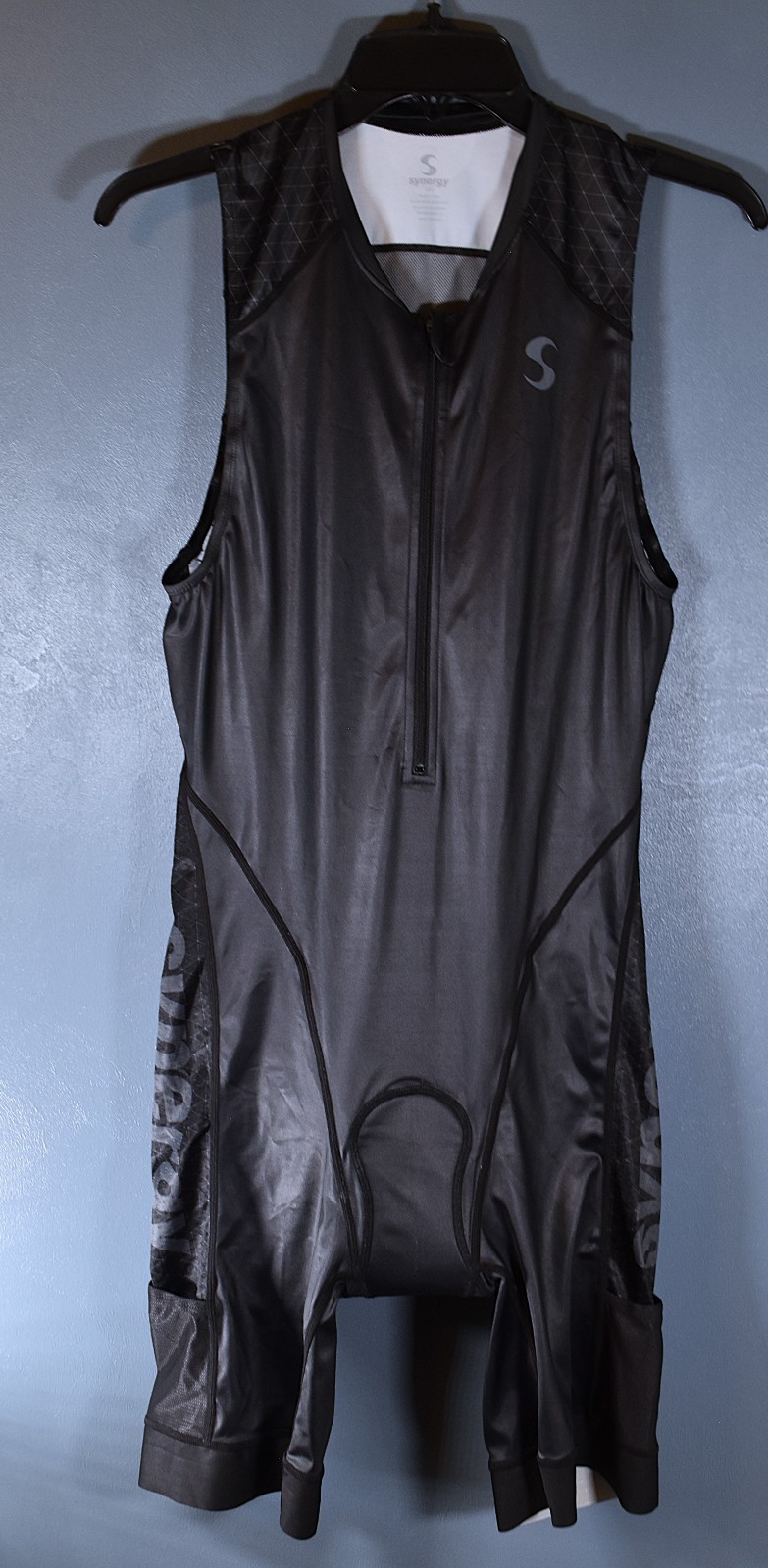 Synergy Men's Elite Sleeveless Tri Suit size large, Black