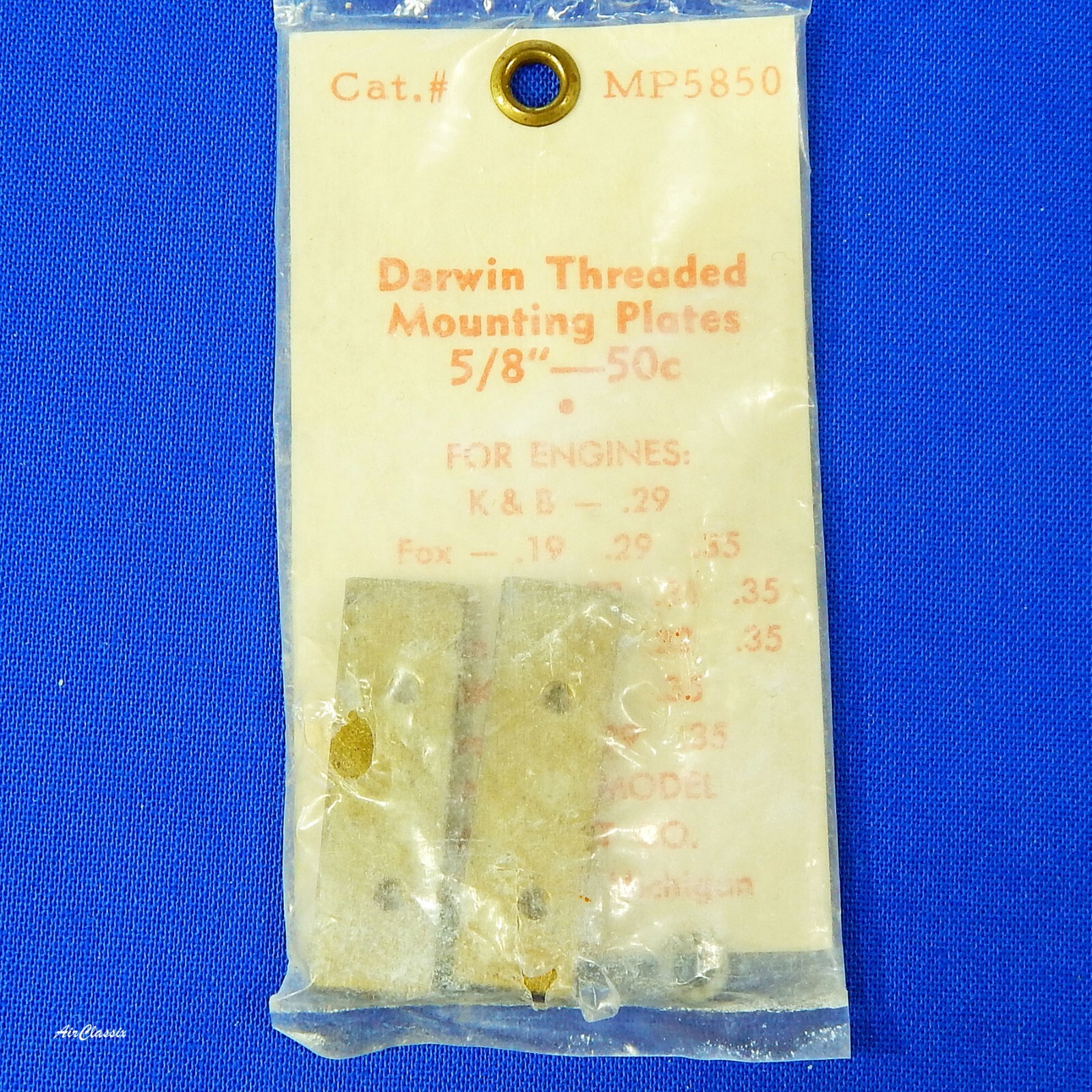 Vintage Darwin Threaded Mounting Plates 5/8" from the '50s - NOS