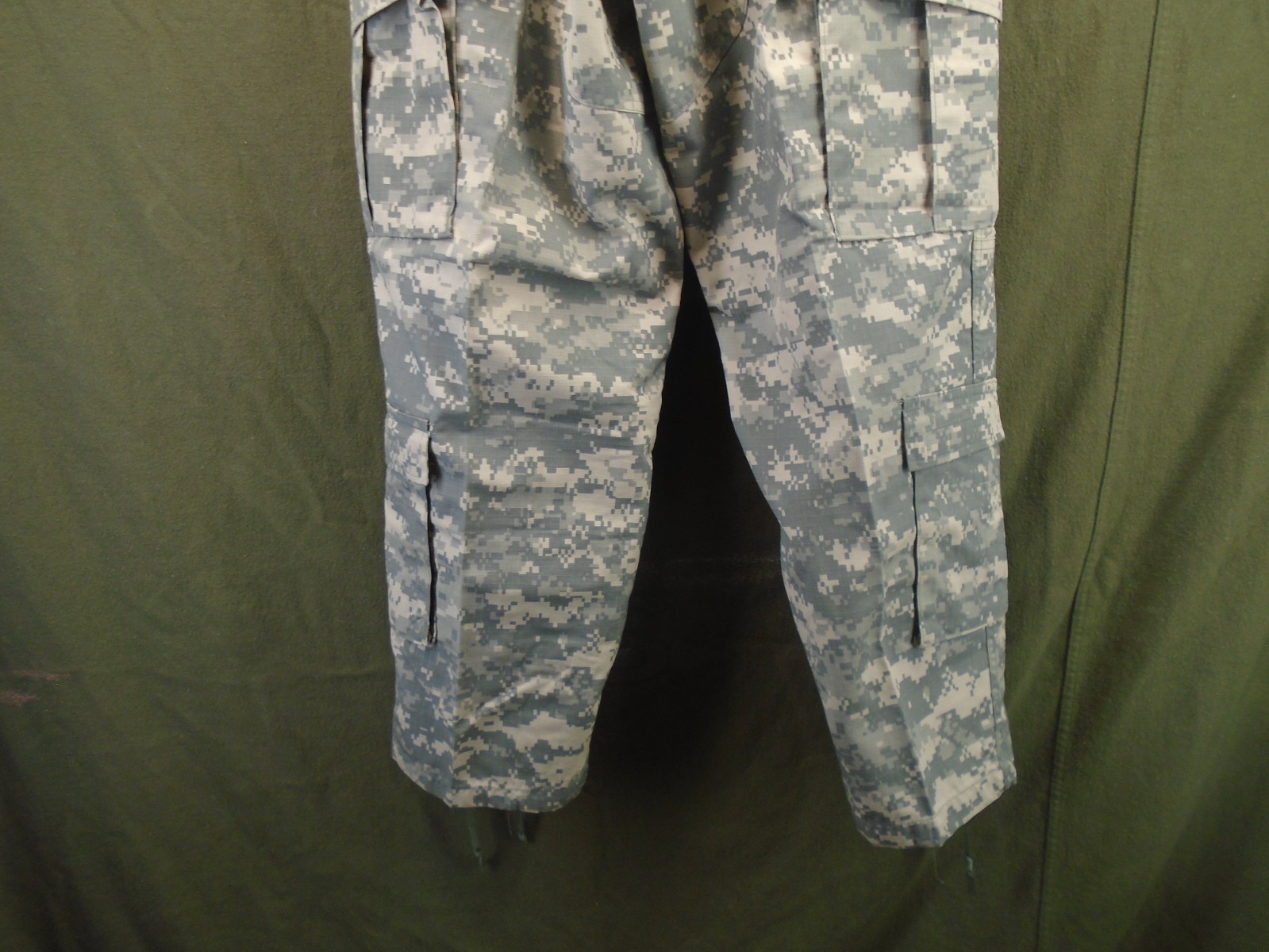 US Military Army Combat Uniform ACU Pants Size Small X-Short 2013 New USA 256-K