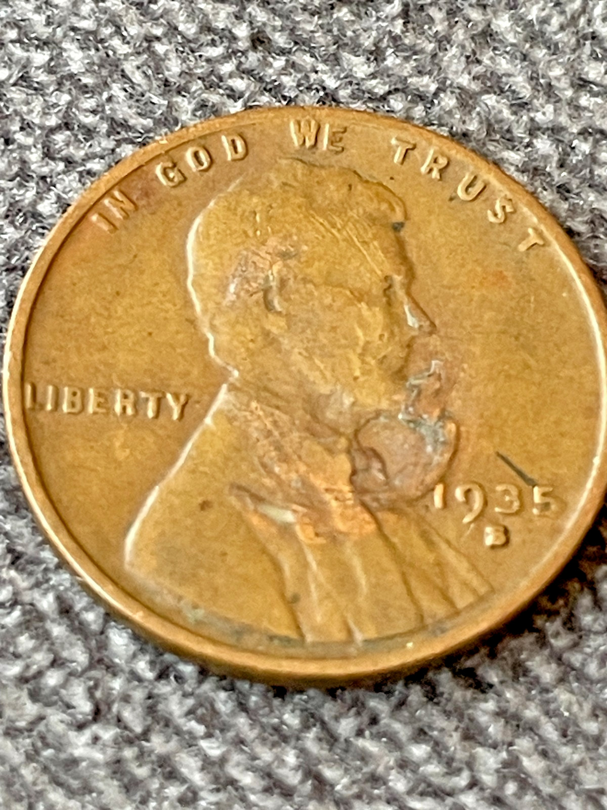 1935 S Wheat penny Pinocchio nose die strike from nose to collar