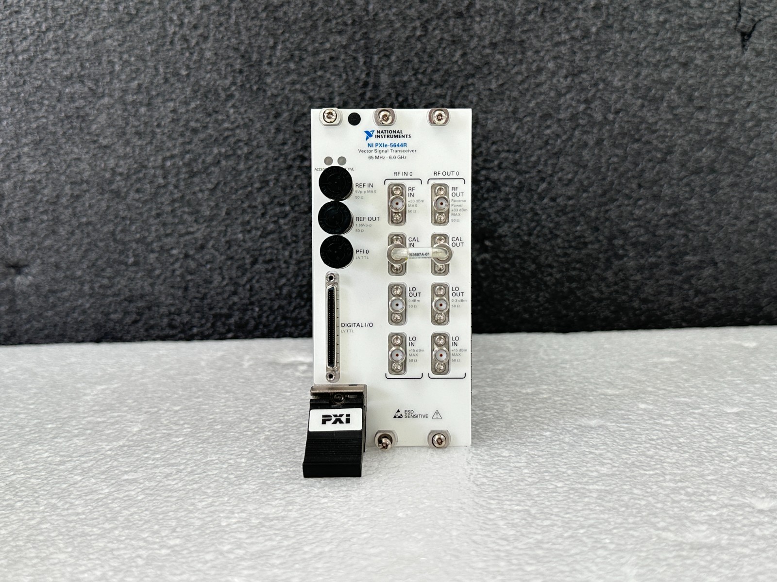 NI VECTOR SIGNAL TRANSCEIVER 65MHz-6GHz PXIe-5644R 150818D-02L FREE SHIPPING 🚚