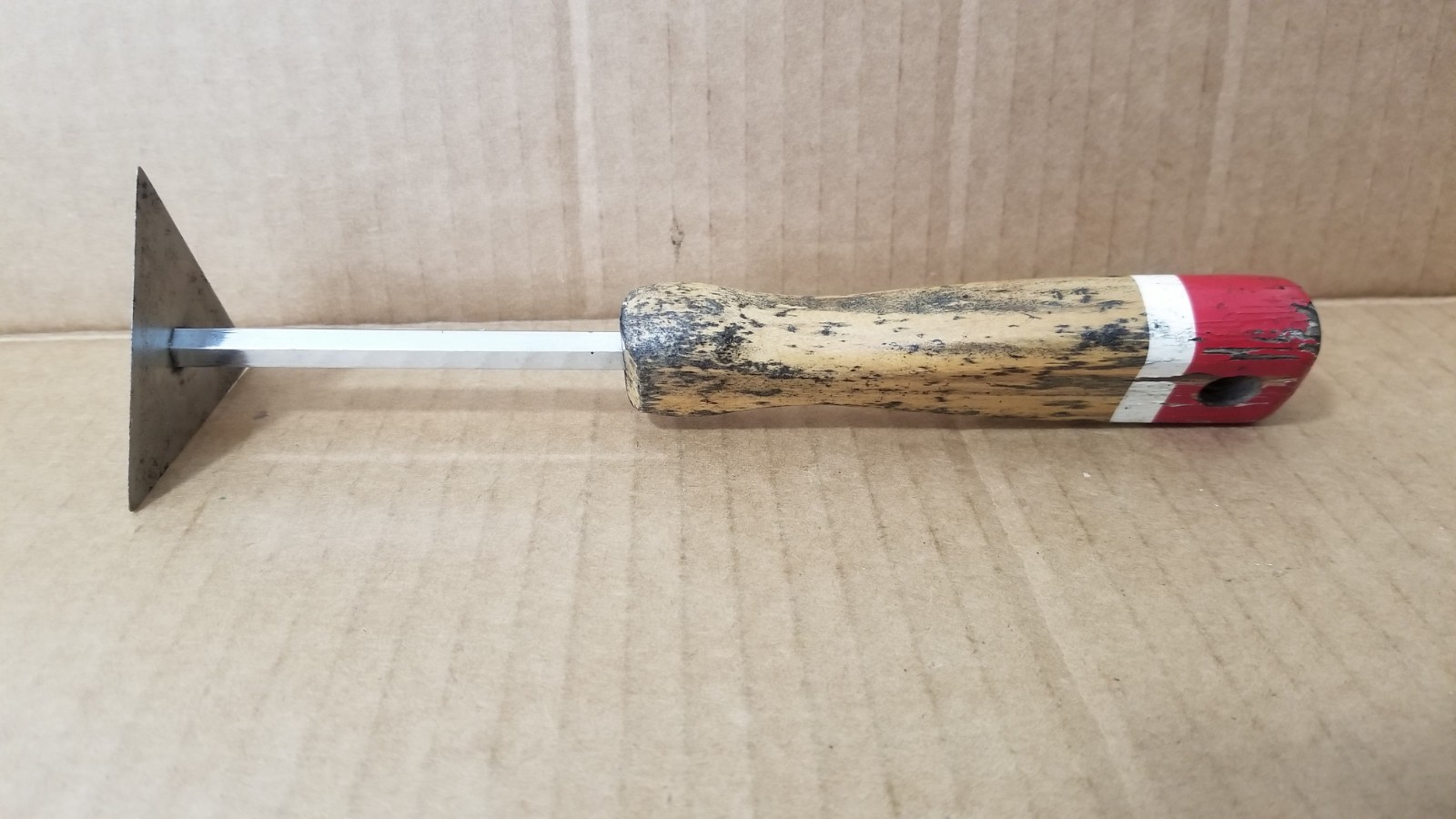 Vintage Red Devil Triangle Blade Wood Handle Paint Scraper Tool VGC