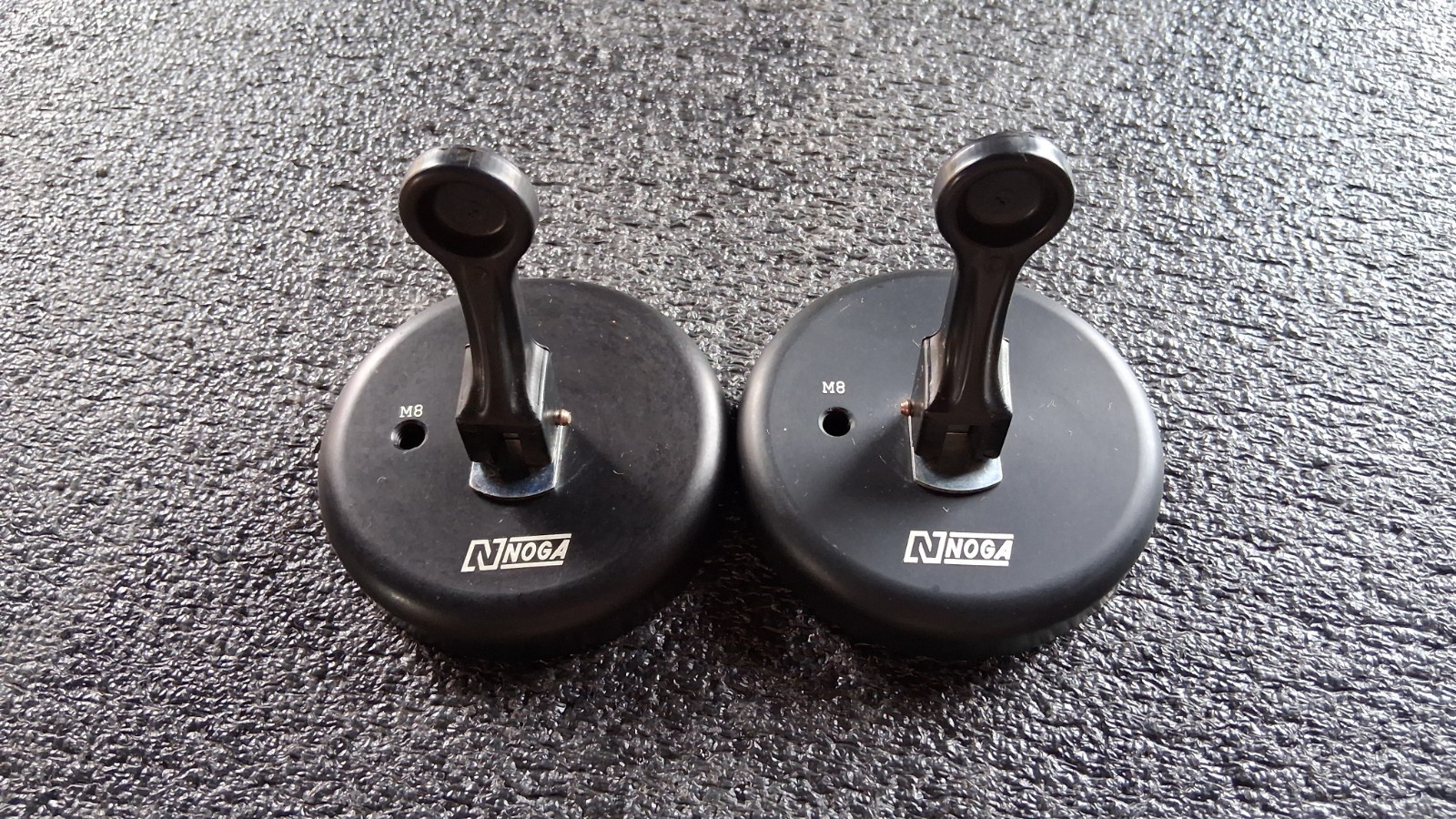 "NEW" 2 Noga Indicator Vacuum Bases