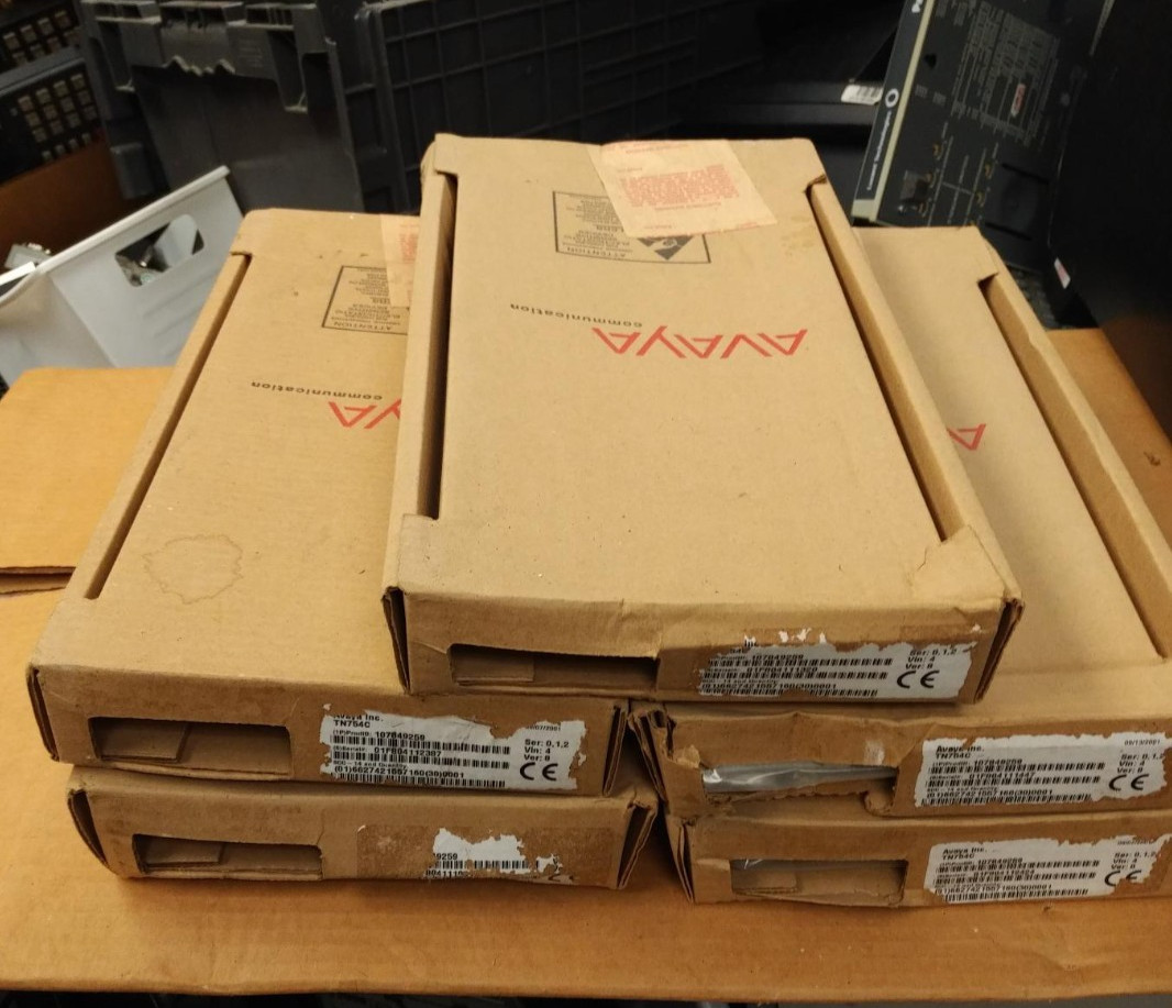 Qty Avaya Tn754C   8 port digital station board unopened