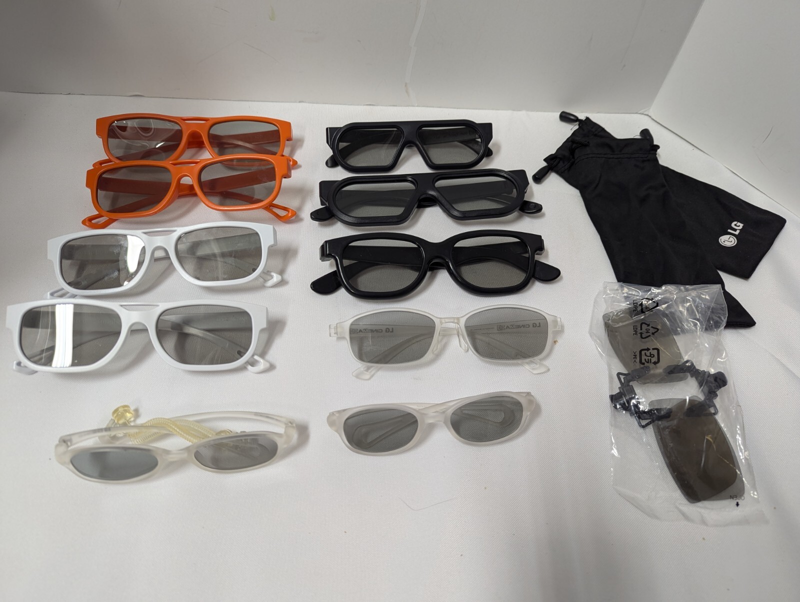 Lot of 10 Pairs 3D Glasses LG Cinema Family Pack Preowned W/2 Pairs Clip-ons