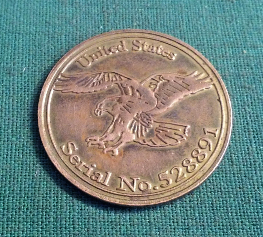 VINTAGE Unknown Patriotic  Eagle Flag TOKEN MEDAL UNITED STATES LIBERTY FREEDOM